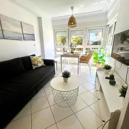 Estudio Centro Internacional Apartman *